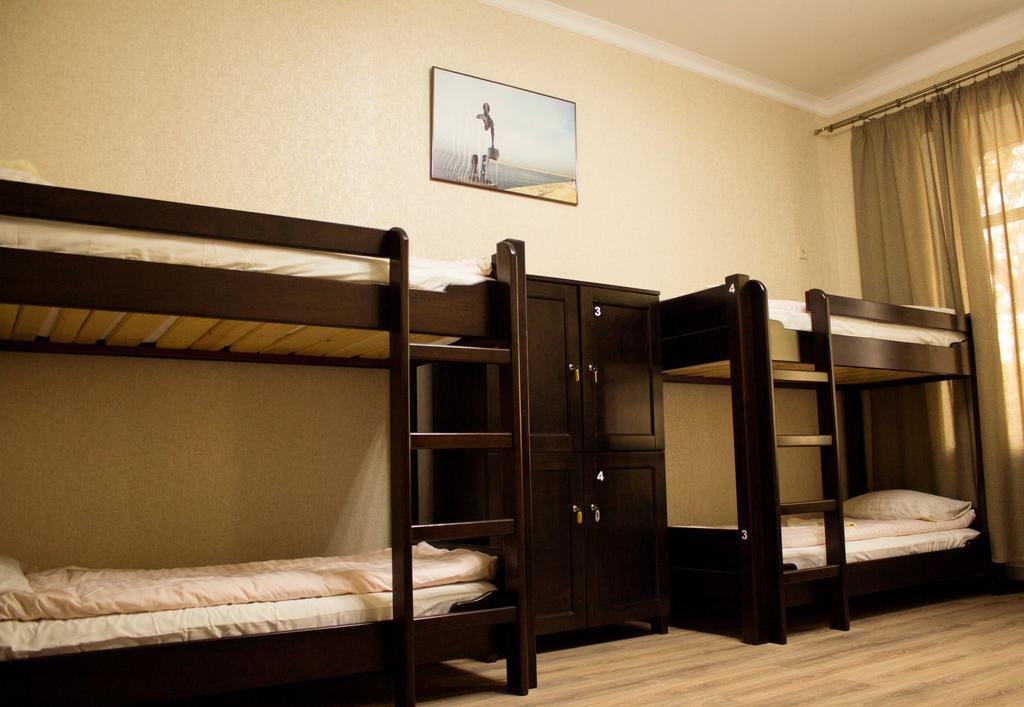 Hostel Q ,15 Хв До Жд Вокзалу Lviv Rum bild